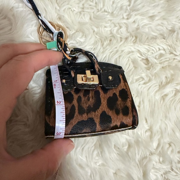 Leopard Print Mini Bag Keychain - Picture 5 of 5